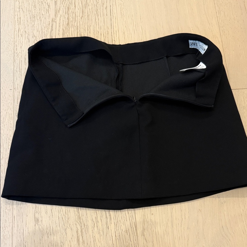 Zara Black Mini Skirt - Picture 4 of 4
